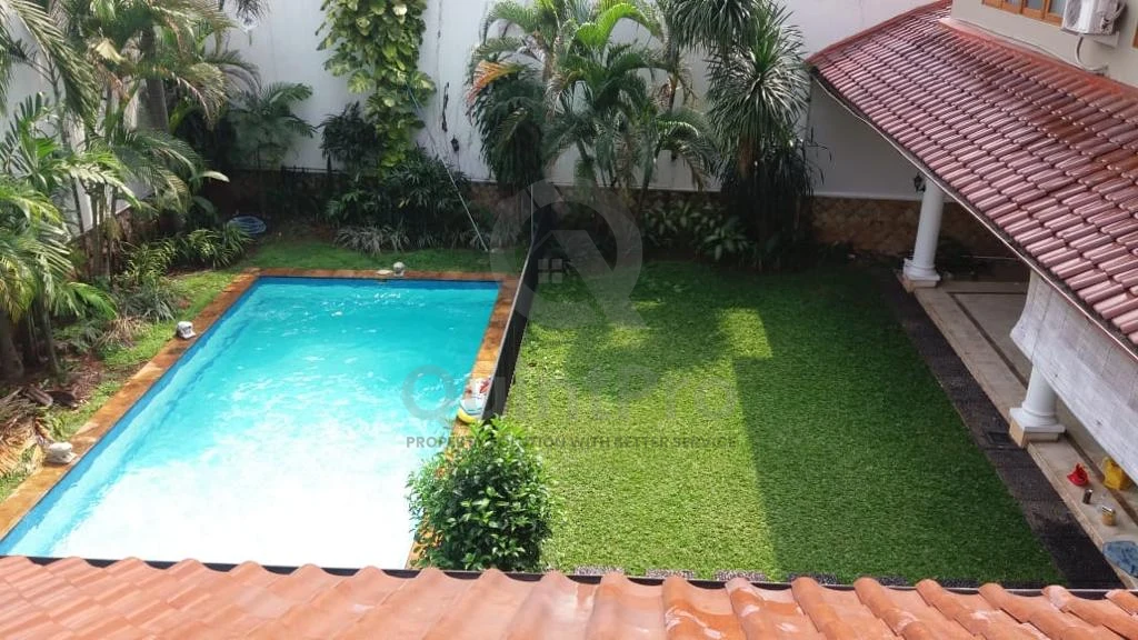 Rumah 4+3KT di Ampera Kemang, 2 Lantai Kolam Renang SHM Semi-Furnished — foto 5