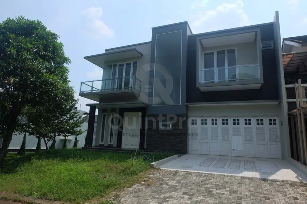 Rumah Modern 4+1KT di De Latinos BSD, 5 Menit Stasiun Rawa Buntu SHM