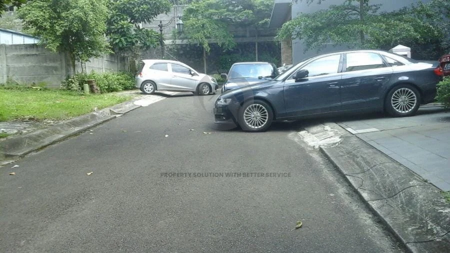 Tanah 290m² SHM di Sektor 9 Bintaro, Halaman Hijau Asri Akses Mudah — foto 3