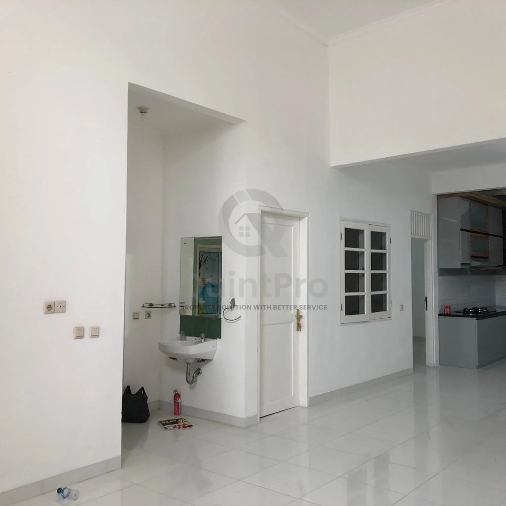 Rumah Dijual di Santiago, BSD City, 3KT — foto 2