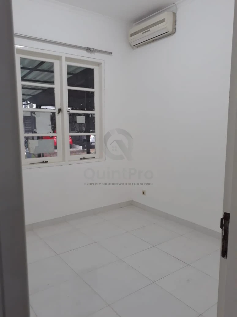 Rumah Dijual di Santiago, BSD City, 3KT — foto 8