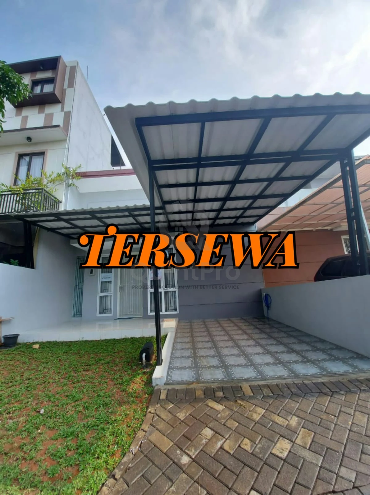 Rumah 3KT 2KM Disewa di The Icon BSD City, Modern Minimalis Carport Luas