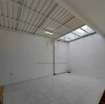 Rumah 3+1KT Disewa di Serpong Natura BSD City, Modern Minimalis Halaman Asri — foto 5
