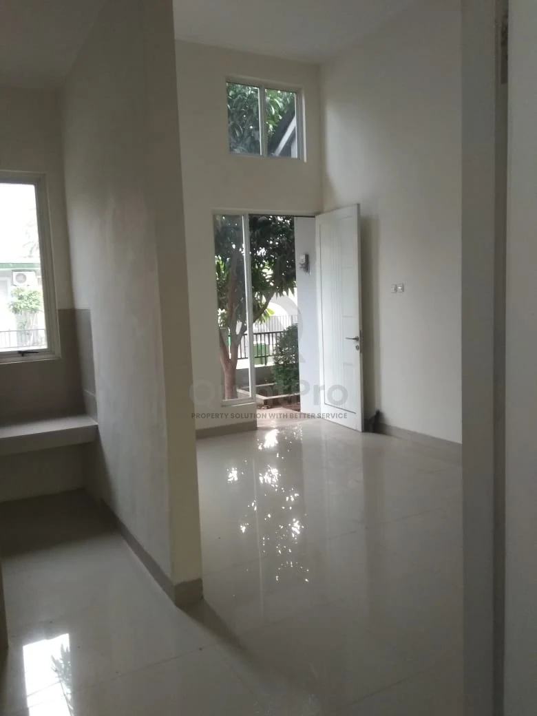 Rumah 2KT 1KM di Serpong Garden 2 BSD City, Modern Minimalis SHM — foto 2
