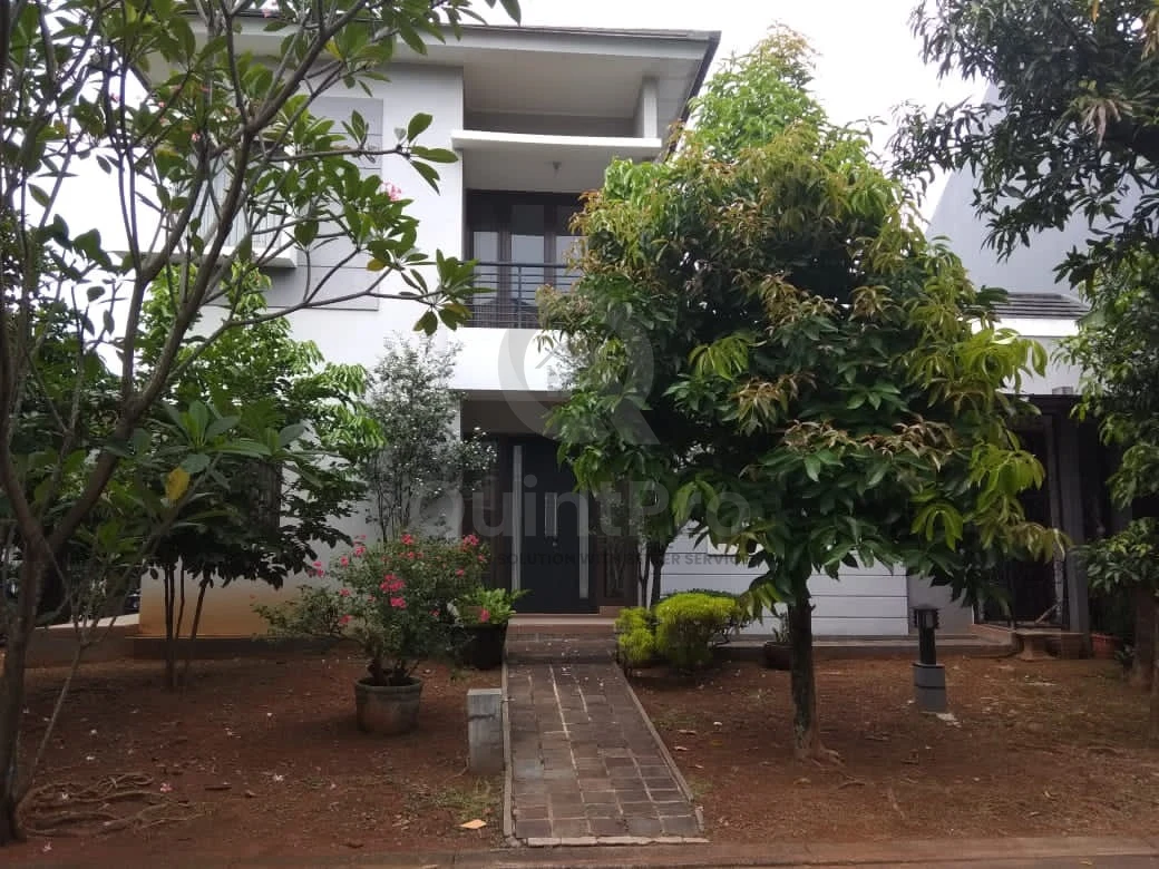 Rumah Modern 3+2KT di Sevilla BSD City, 2 Lantai Halaman Hijau PPJB