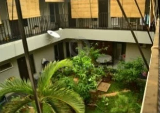 Kost 30KT SHM di Sawah Lunto Manggarai, 2 Lantai Garden Luas Semi-Furnished — foto 3