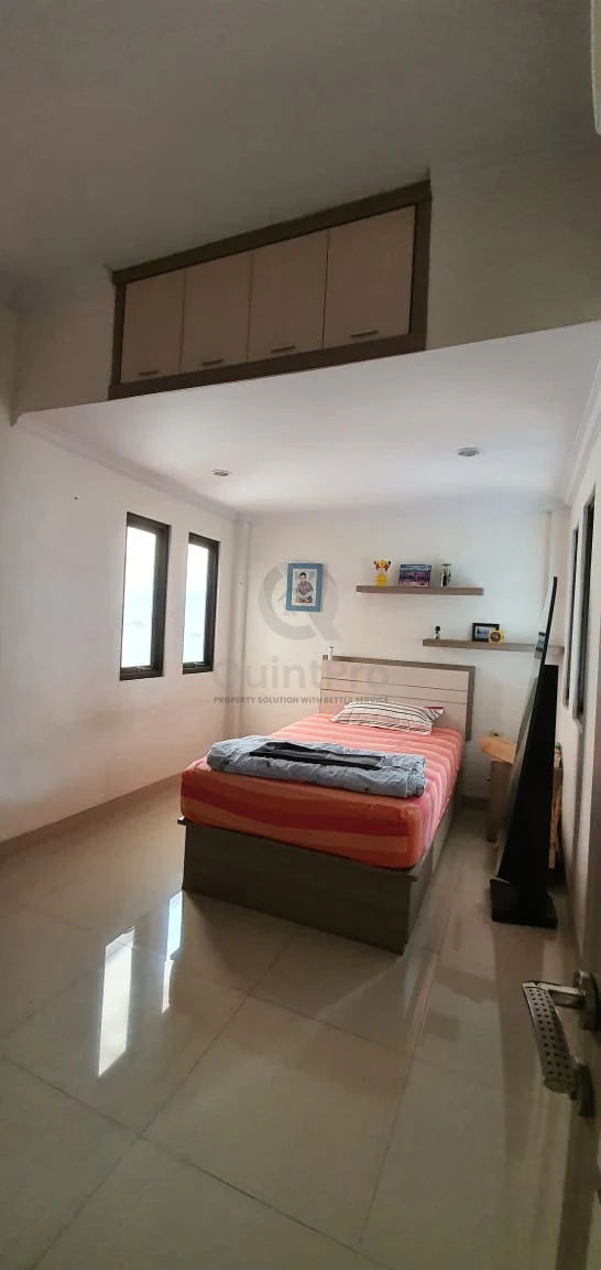 Rumah Disewa di Palem Semi, Karawaci, 5KT — foto 11