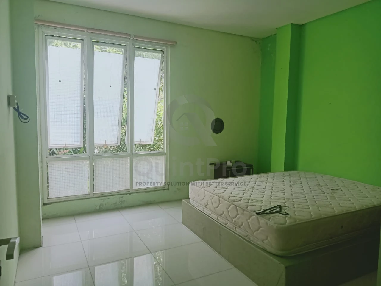 Rumah Modern 3+2KT di Puspita Loka BSD City, 2 Lantai SHM Unfurnished — foto 4