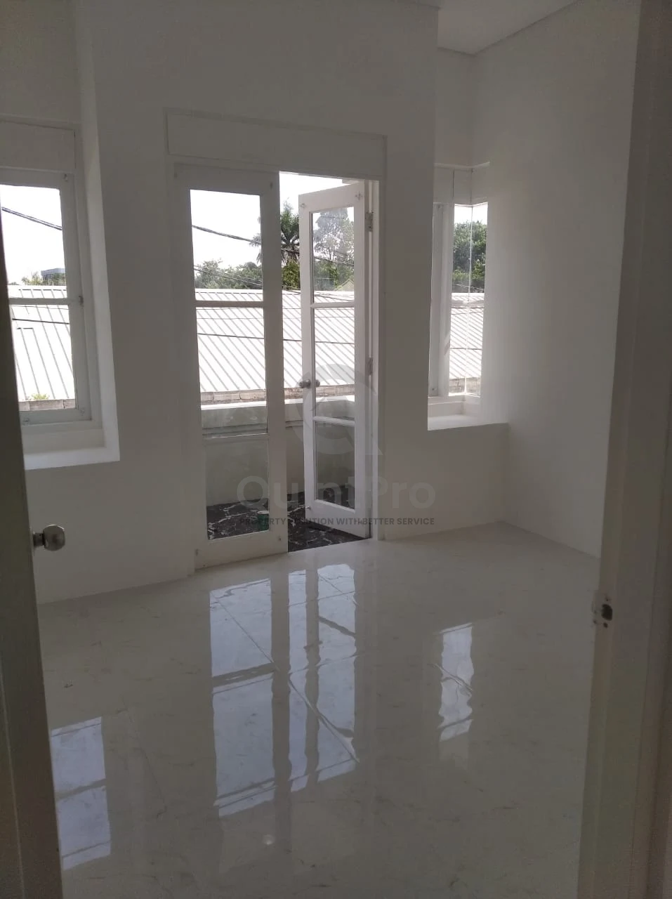 Rumah Dijual di Bukit Chedi, Karawaci, 4KT — foto 6