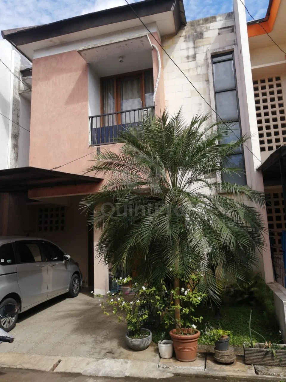 Rumah 3+1KT 2 Lantai di Ten Townhouses BSD City, Dekat Stasiun Jurangmangu SHM