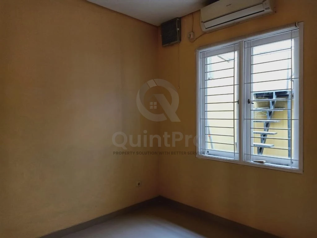 Rumah Dijual di Catalonia, BSD City, 2KT — foto 7