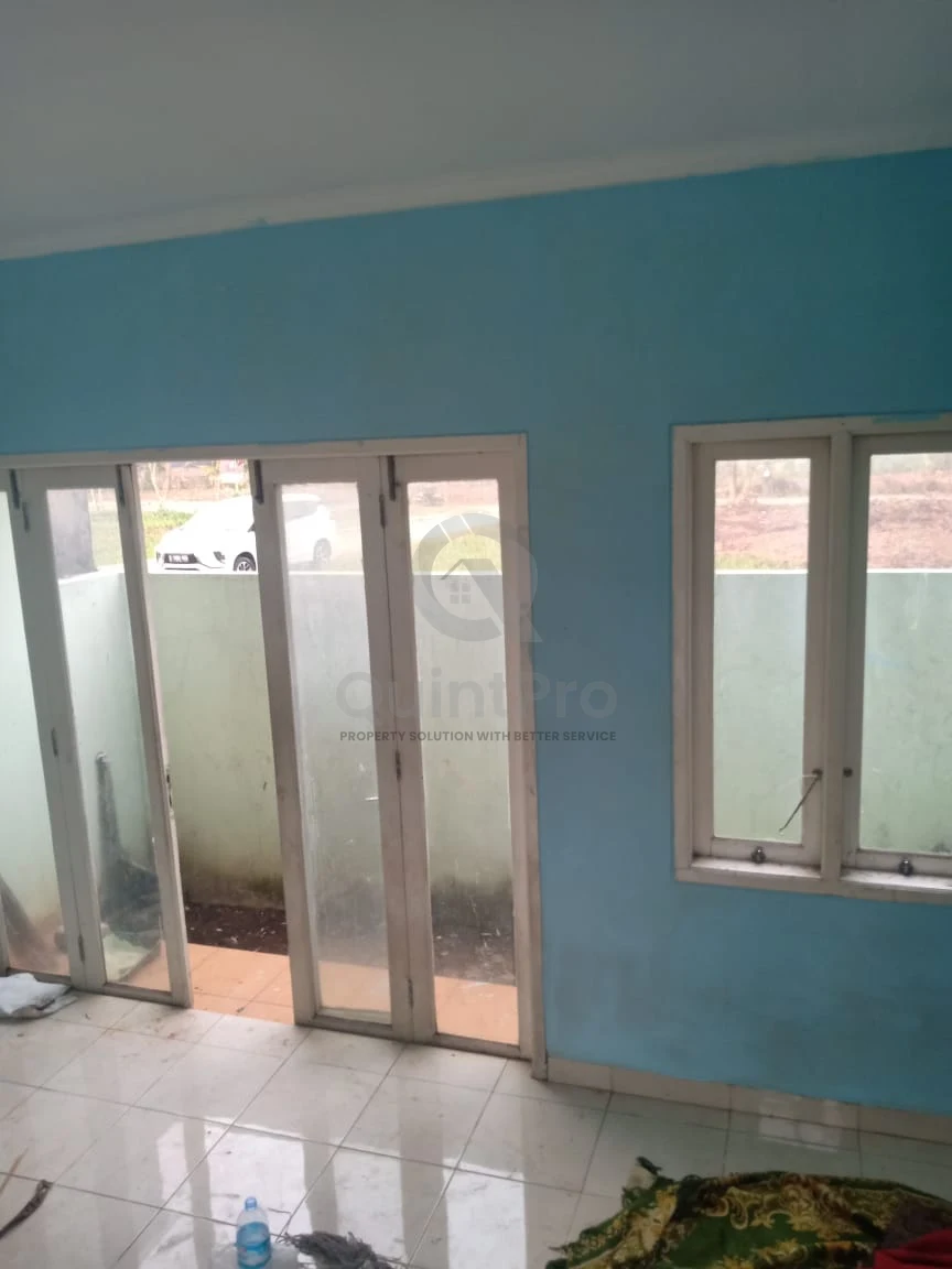 Rumah Modern 3KT 160m² di Puspitek Asri Serpong, 2 Lantai Desain Minimalis — foto 4