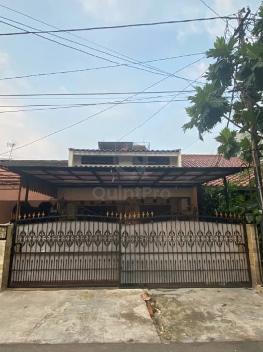 Rumah 4+1KT 140m² di Bona Indah Lebak Bulus, Dekat Stasiun MRT SHM