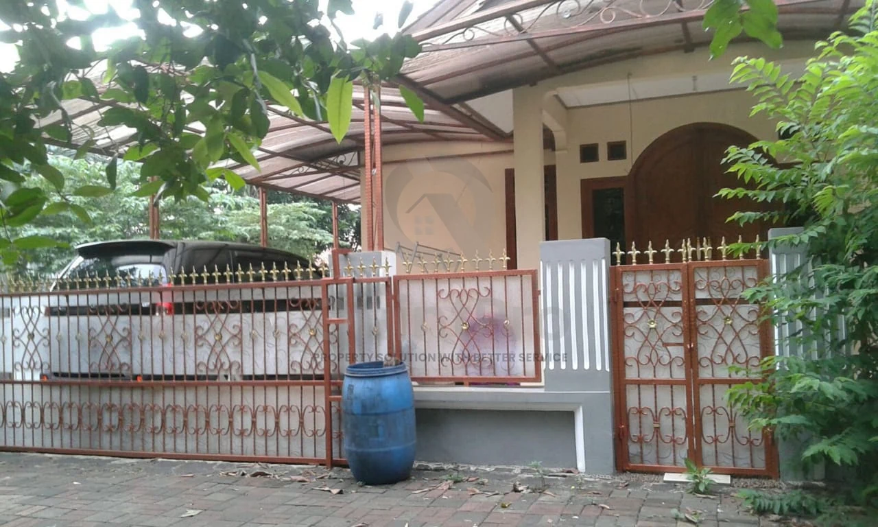 Rumah 4KT 250m² di Jombang Tangsel, Dekat Akses Tol BSD SHM — foto 2