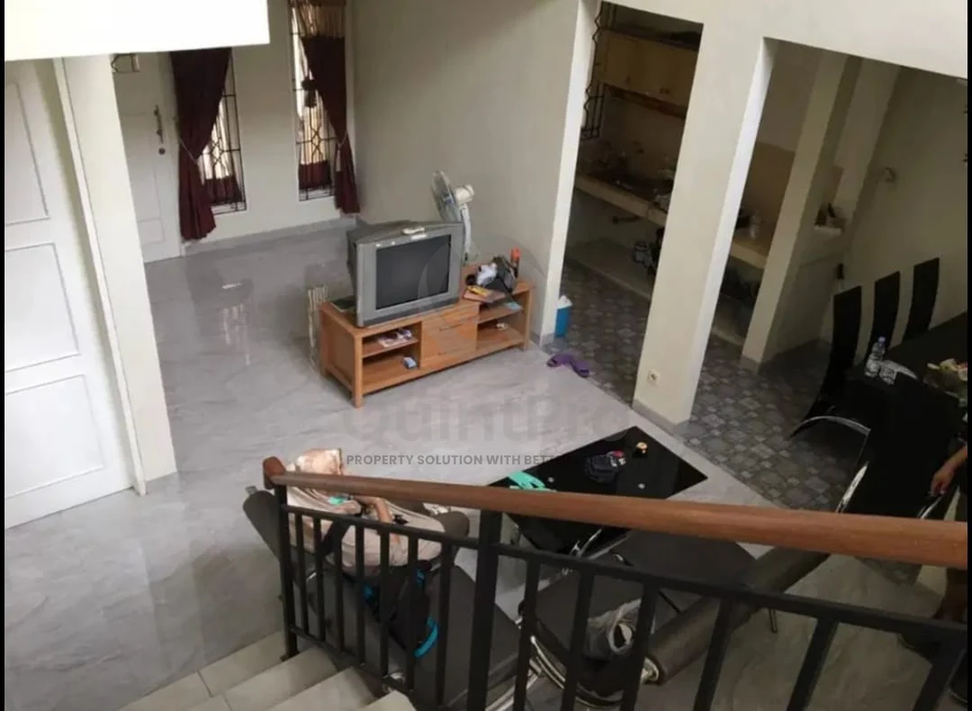 Rumah 4+1KT 2 Lantai di Graha Bintaro BSD City, Semi-Furnished SHM — foto 3