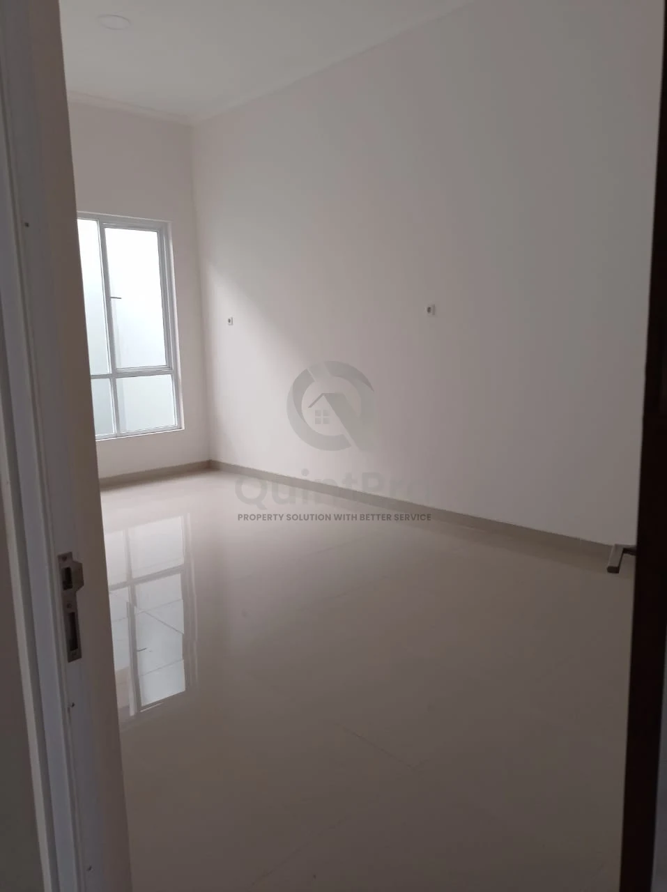 Rumah Dijual di Taman Chrysant, BSD City, 3KT — foto 7