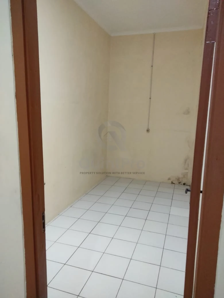 Rumah 3+1KT 140m² Kencana Loka BSD, Bebas Banjir One Gate System SHM — foto 4