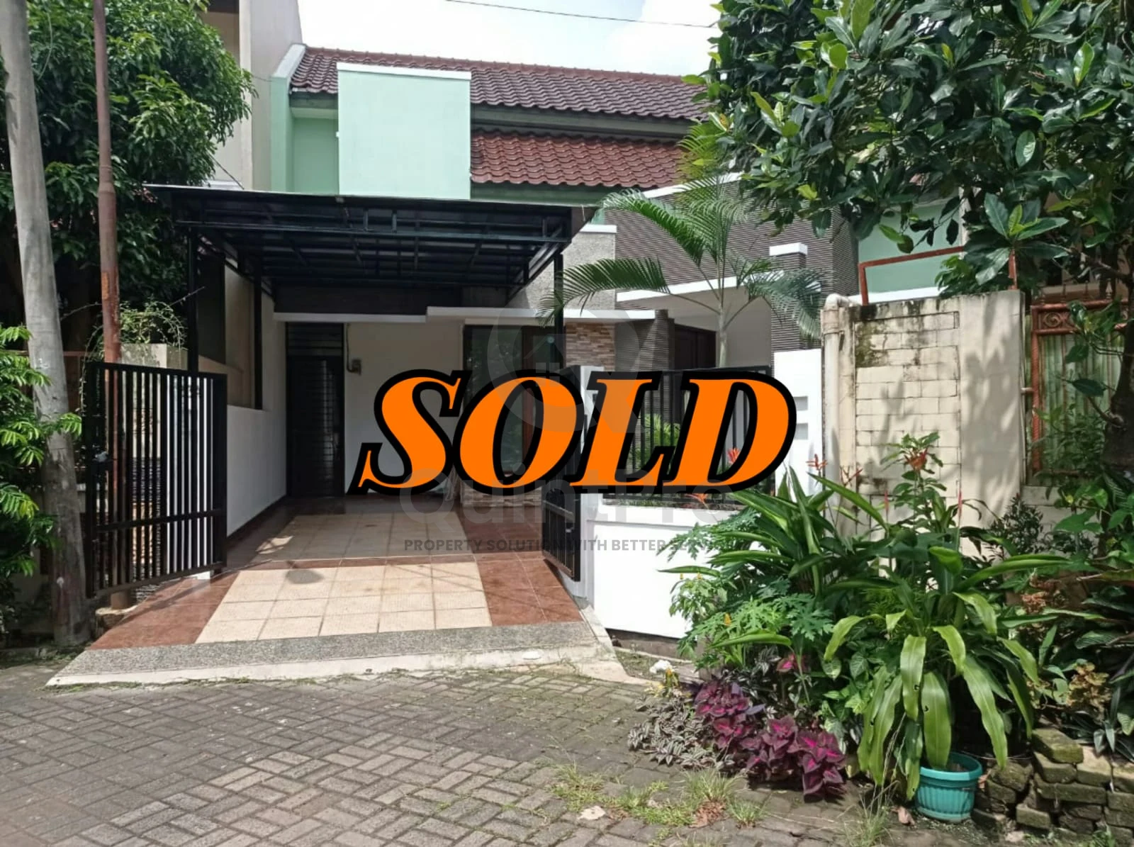 Rumah 4+1KT 2 Lantai di Nusa Loka BSD City, Halaman Asri SHM