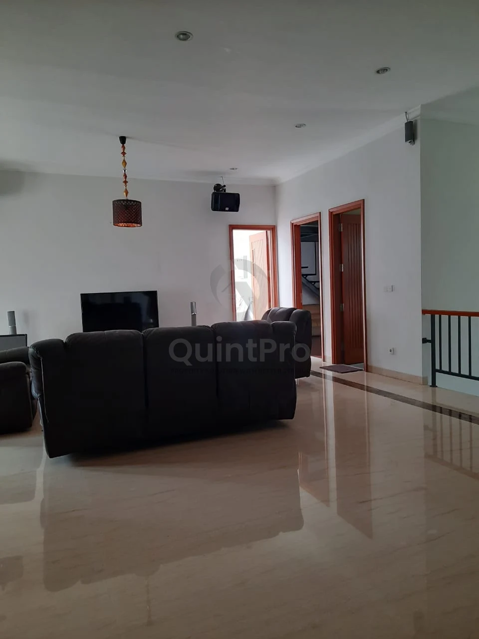 Rumah 4+1KT Modern Minimalis di Giardina Foresta BSD, 2 Lantai Furnished SHM — foto 3