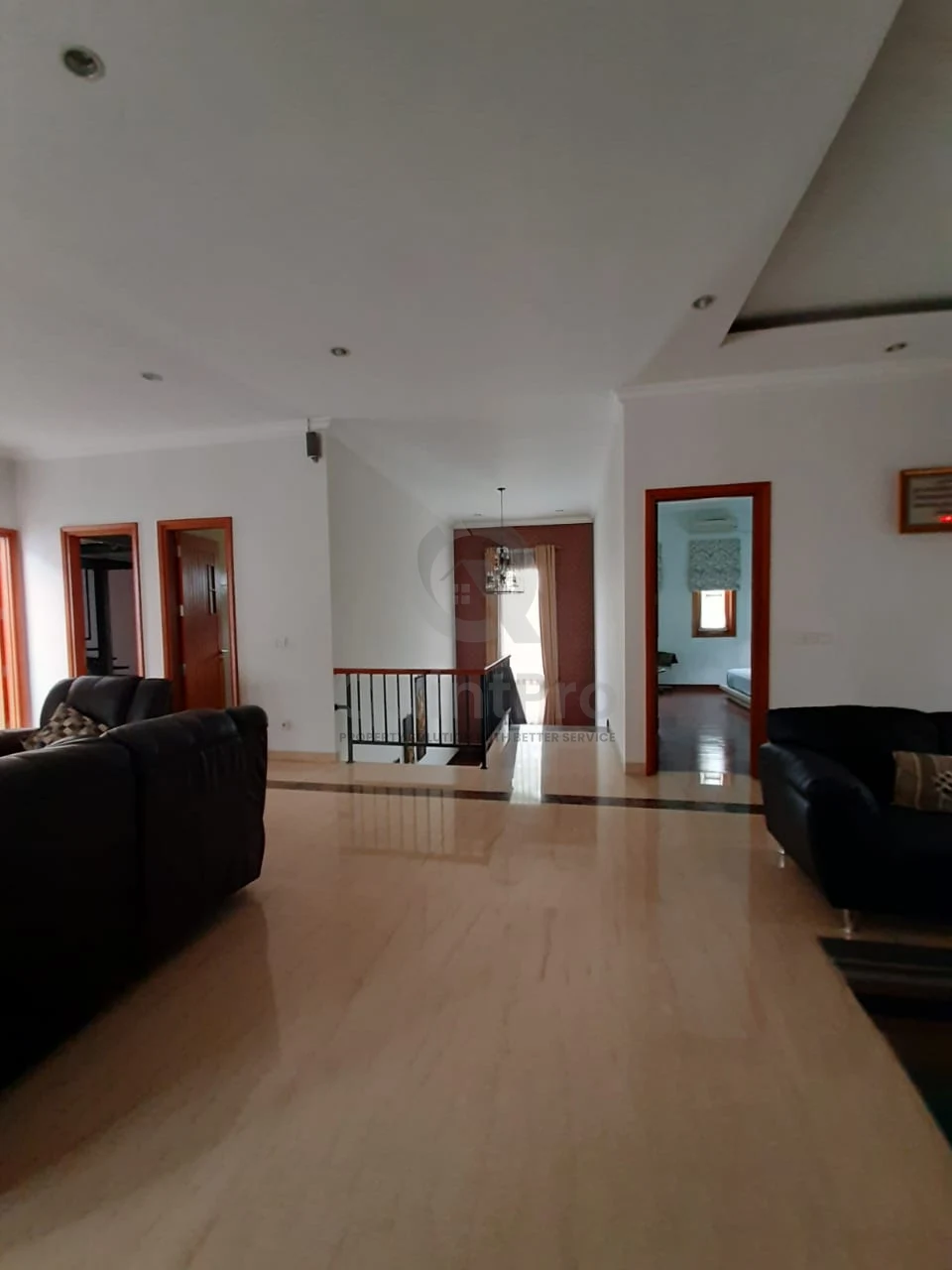 Rumah Disewa di Giardina, BSD City, 4KT — foto 7