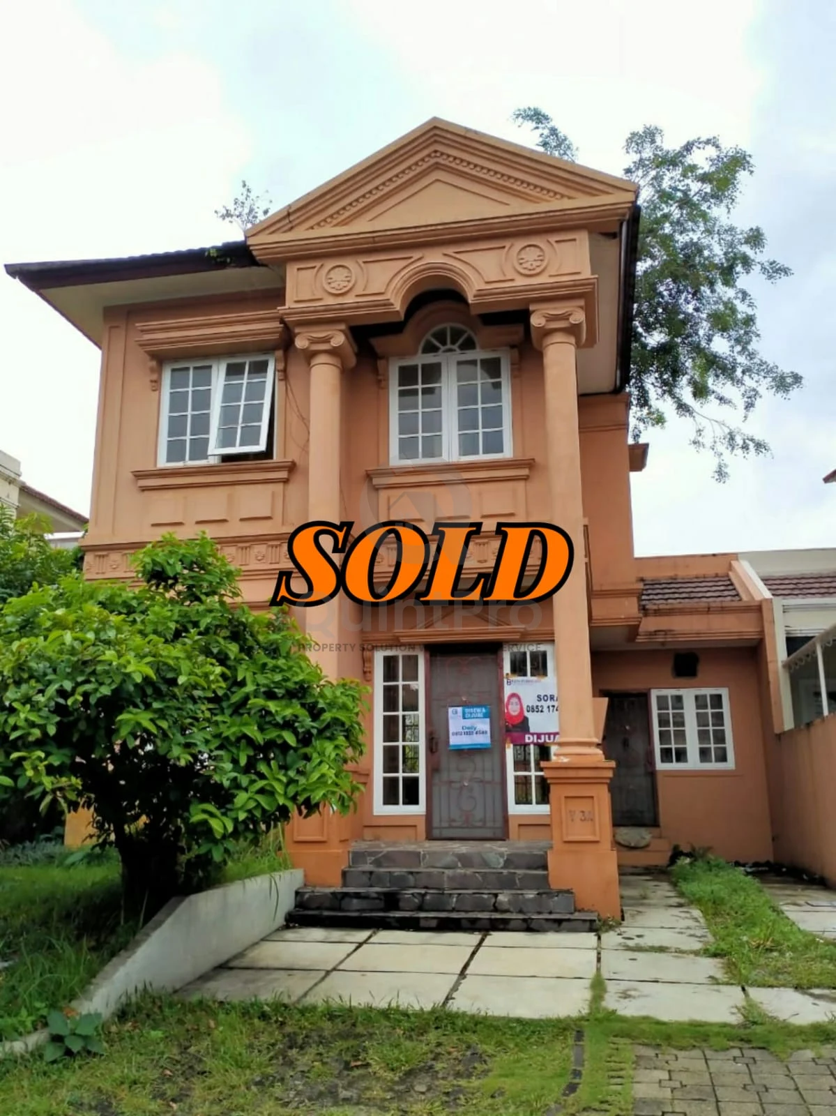 Rumah Klasik 3+1KT di Taman Giri Loka BSD City, 2 Lantai SHM Halaman Asri