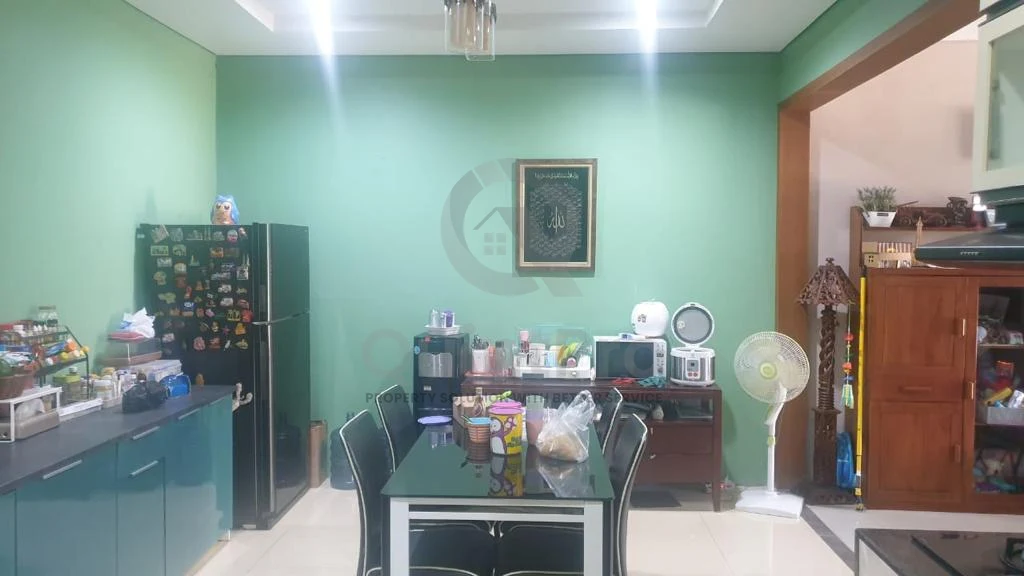 Rumah Modern 4KT 2 Lantai di Suradita Cisauk, SHM Kolam Renang Cluster — foto 5