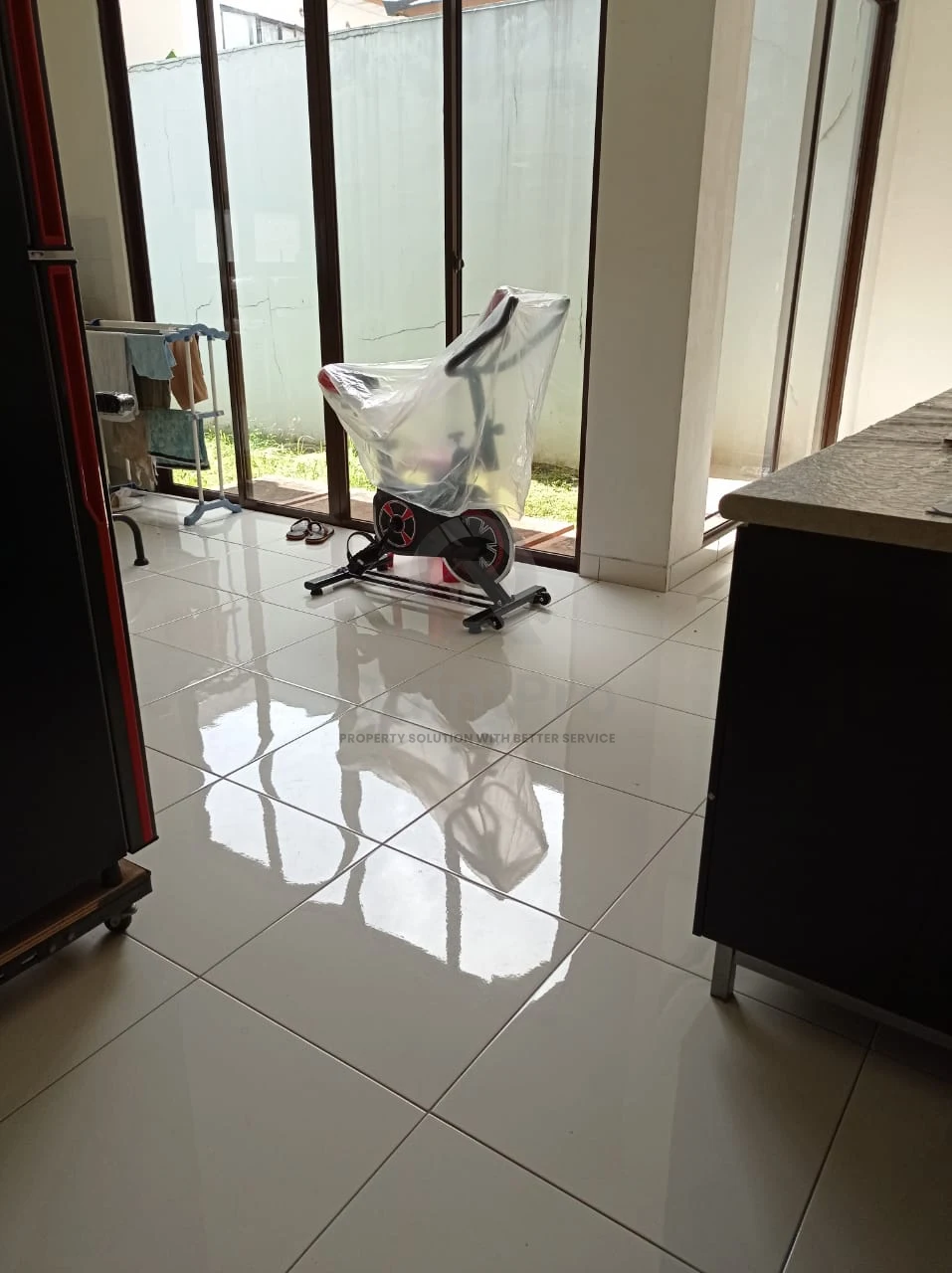 Rumah 3KT 2 Lantai di Nittaya BSD City Tangerang Selatan, Modern Minimalis — foto 4