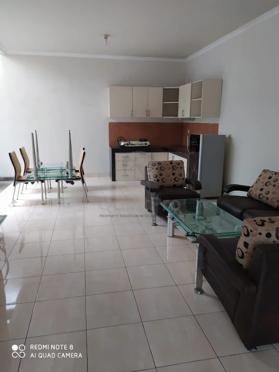 Rumah 3+1KT 2 Lantai di De Latinos BSD City, Desain Klasik Hook Position HGB — foto 3