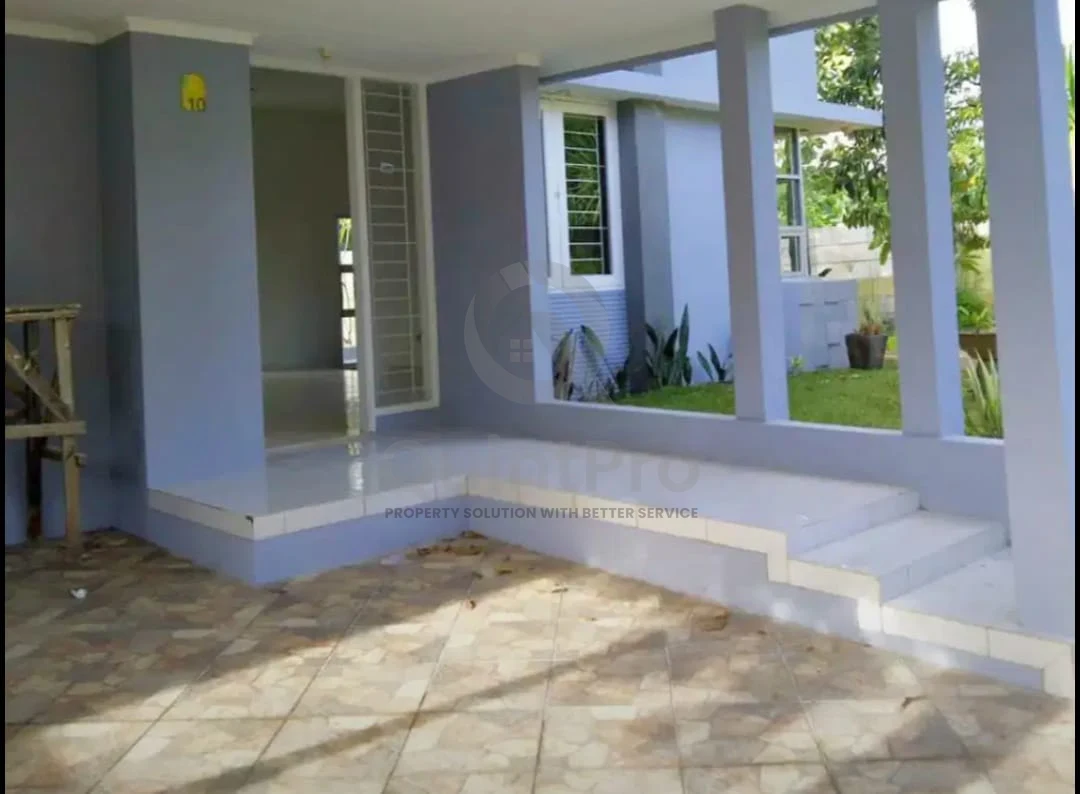 Rumah 3KT 125m² di Neo Catalonia BSD, Halaman Hijau Asri SHM — foto 3