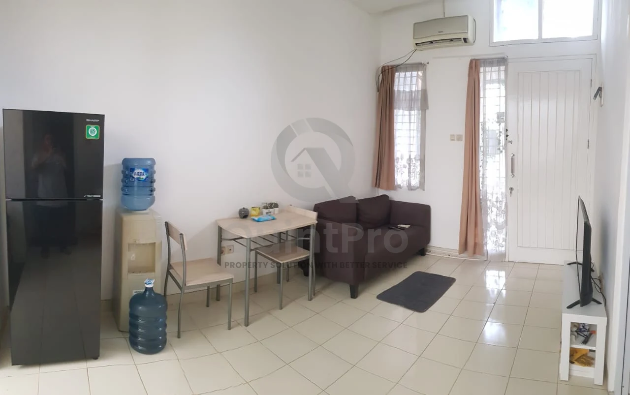 Rumah 2KT Semi-Furnished di Neo Catalonia BSD, Modern Minimalis Halaman Asri — foto 2