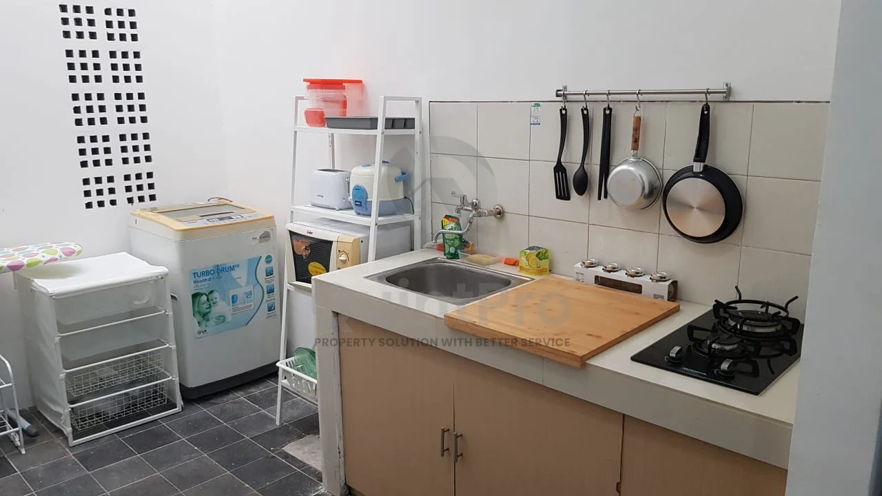 Rumah 2KT Semi-Furnished di Neo Catalonia BSD, Modern Minimalis Halaman Asri — foto 5