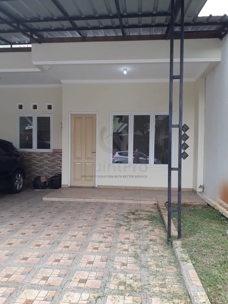 Rumah 4+1KT di Alam Sutra BSD, Row Jalan Lebar SHM Dekat Tol — foto 2