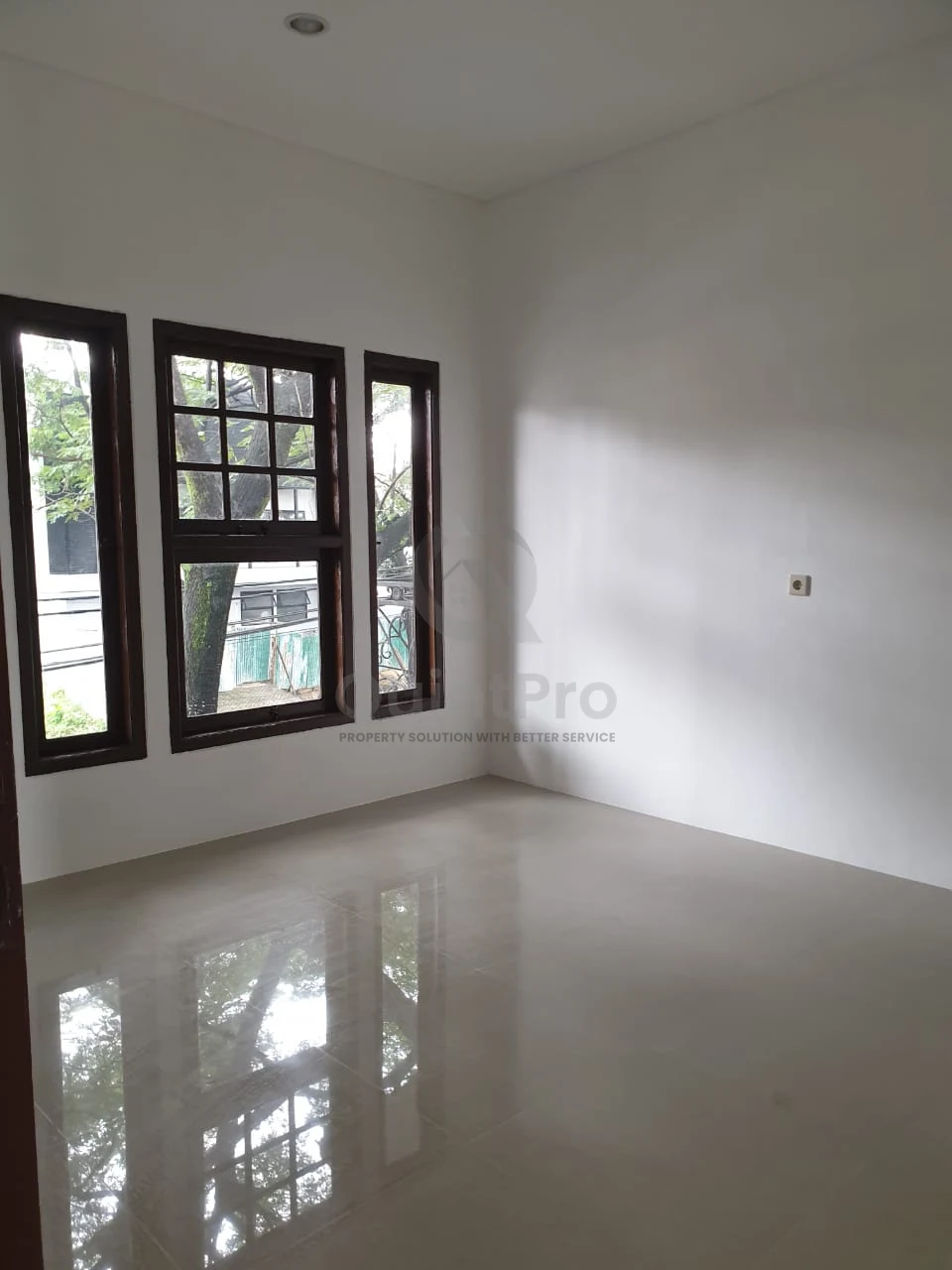 Rumah Dijual di Karawaci, 3KT — foto 6