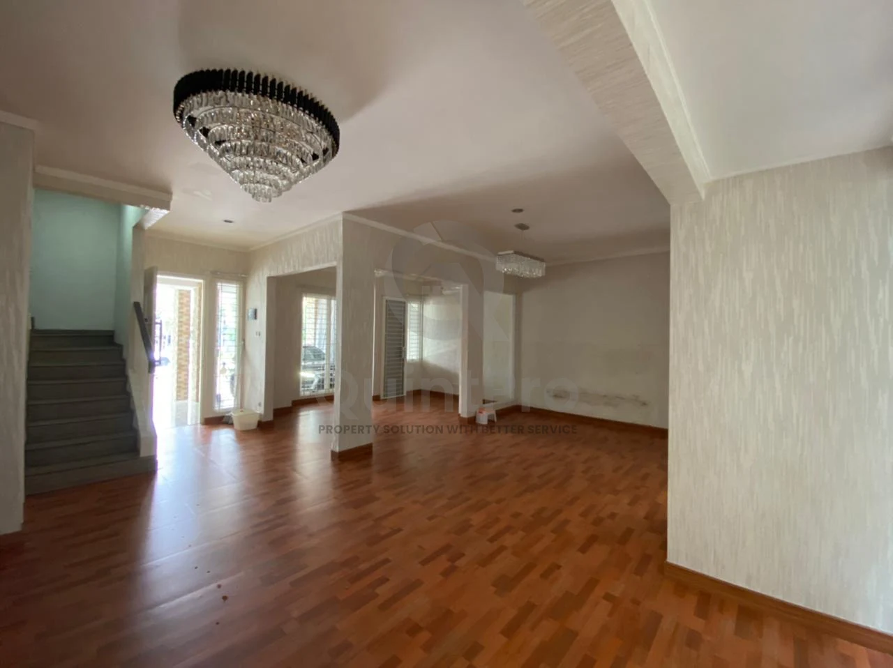 Rumah 3+1KT 200m² di Bintaro Jaya Discovery Fiore, Rooftop Rumput Hijau SHM — foto 2