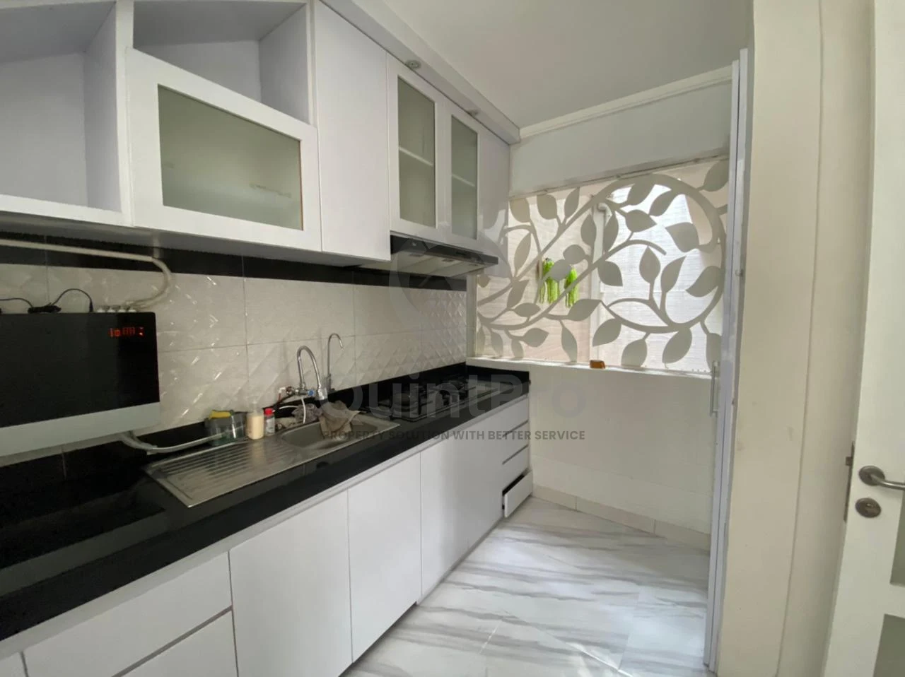 Rumah 3+1KT 200m² di Bintaro Jaya Discovery Fiore, Rooftop Rumput Hijau SHM — foto 5