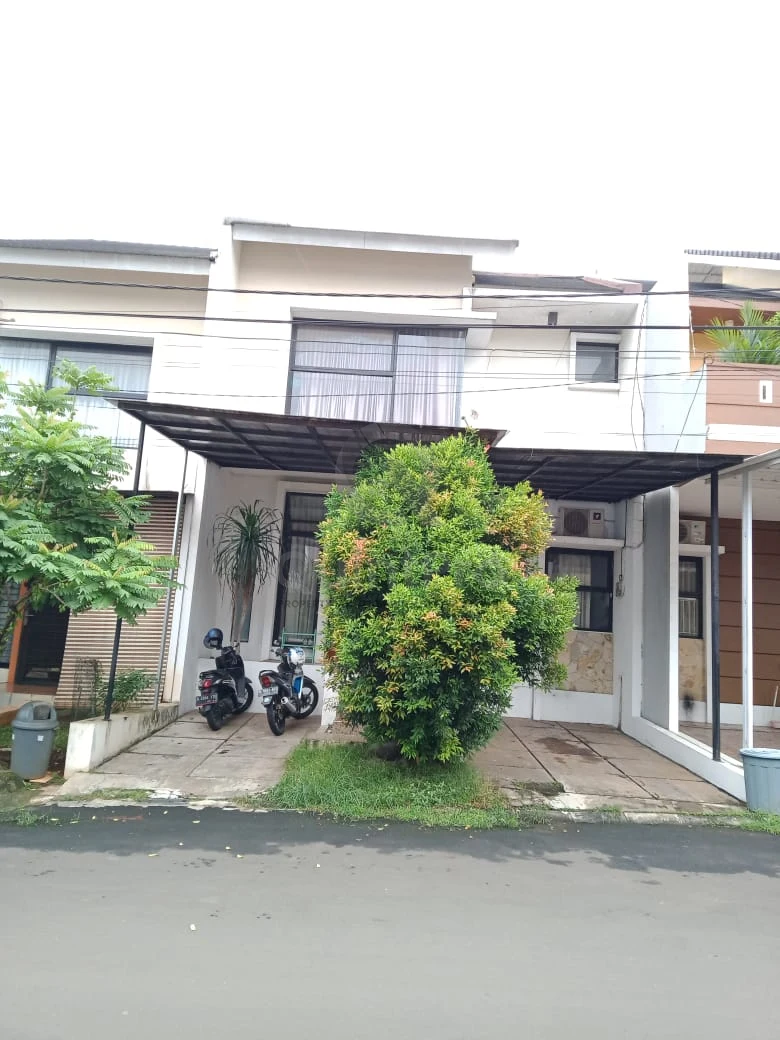Rumah 2KT Disewa di Serpong Estat, Modern Minimalis Halaman Asri SHM
