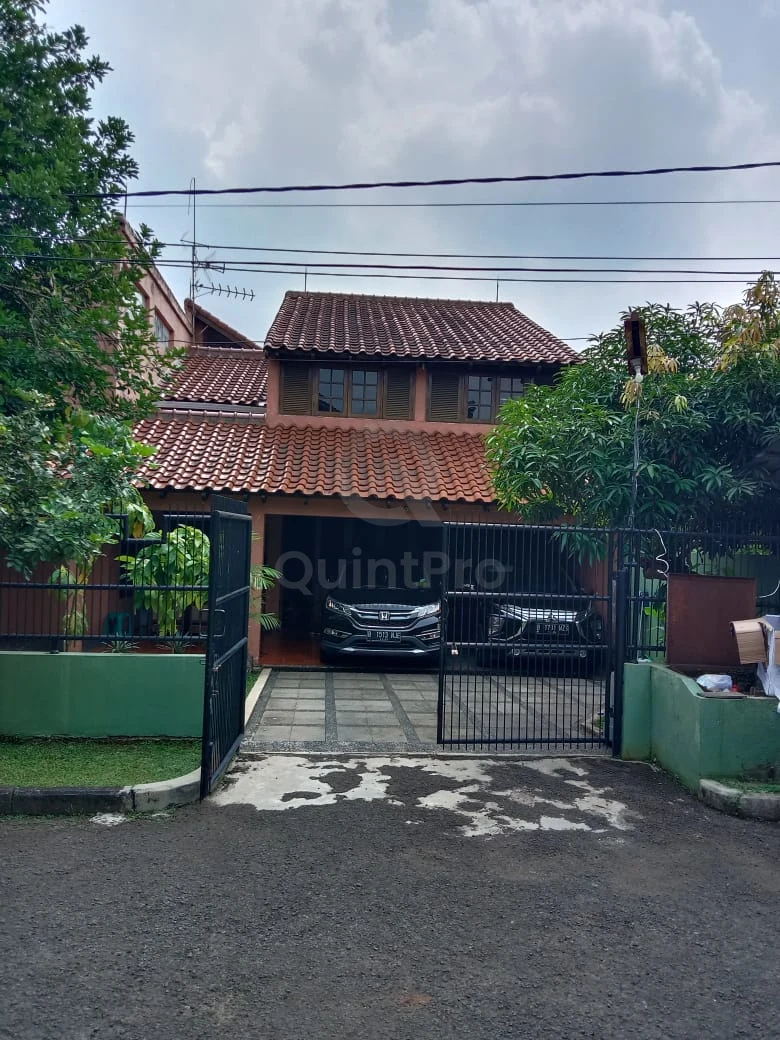Rumah 5+1KT 500m² di Witanahardja Pamulang, 2 Lantai SHM Asri