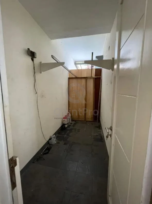 Rumah Dijual di Castilla Bsd, BSD City, 3KT — foto 6