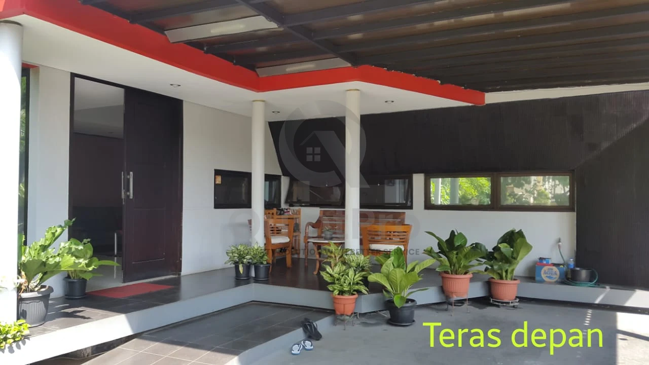 Rumah Modern 3+1KT di Giri Loka BSD City, 2 Lantai Furnished SHM Halaman Asri — foto 2