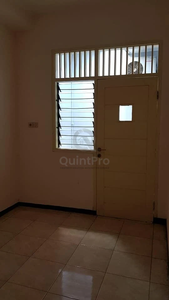 Rumah 2KT 80m² di Angelonia Gading Serpong, Modern Minimalis SHM — foto 3