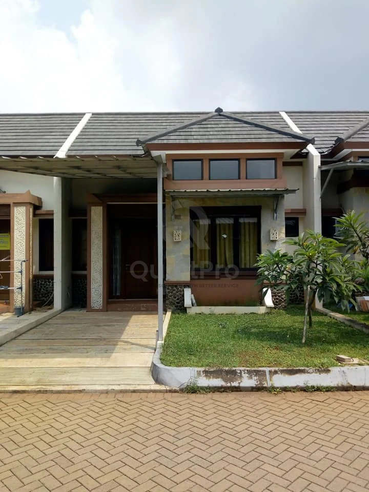 Rumah 2KT 74m² di Bali Resort Rawa Kalong Bogor, SHM Halaman Asri