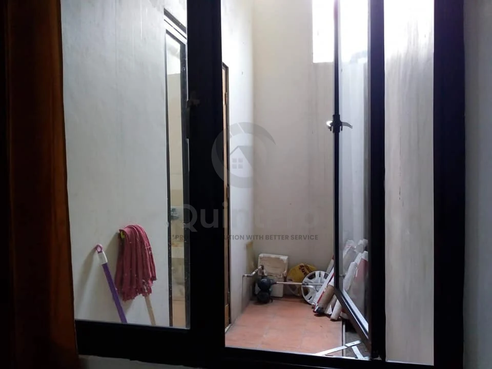 Rumah 2KT 74m² di Bali Resort Rawa Kalong Bogor, SHM Halaman Asri — foto 5