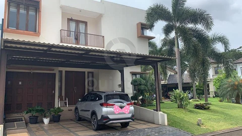 Rumah 4+1KT 2 Lantai di De Latinos BSD Tangerang Selatan, Hook Position SHM