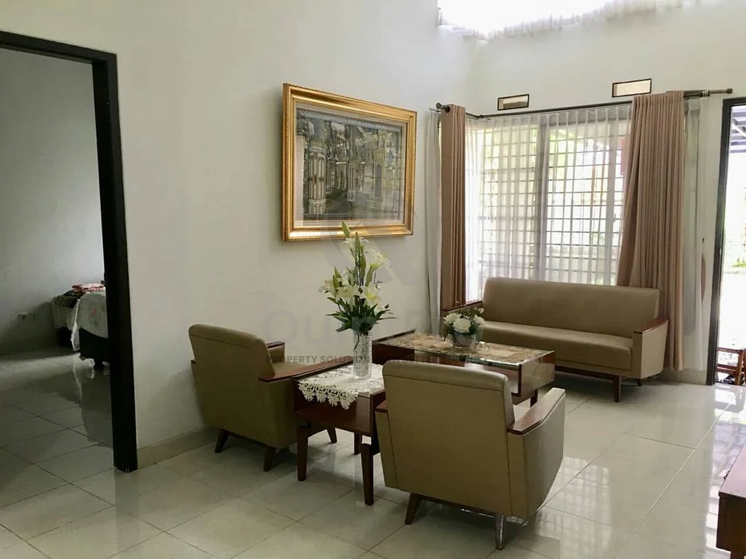 Rumah 5+1KT di Bogor Nirwana Residence, Halaman Hijau Asri Cluster Aman — foto 2