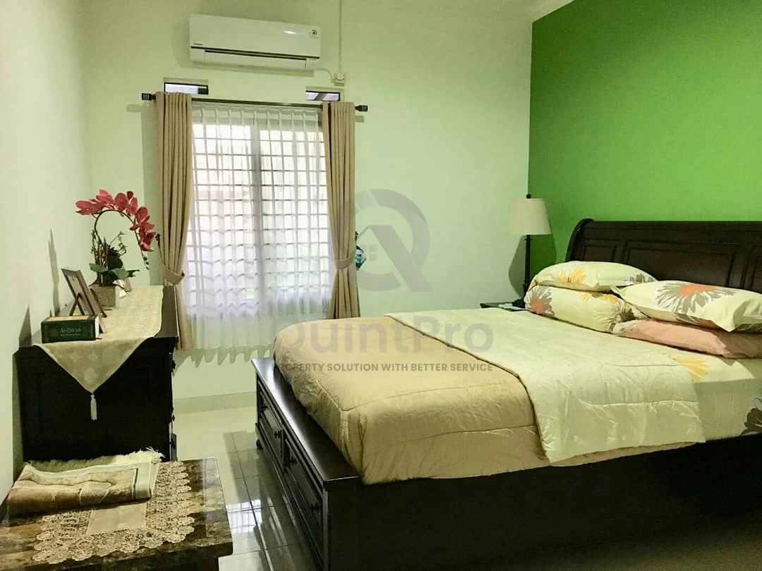 Rumah 5+1KT di Bogor Nirwana Residence, Halaman Hijau Asri Cluster Aman — foto 4