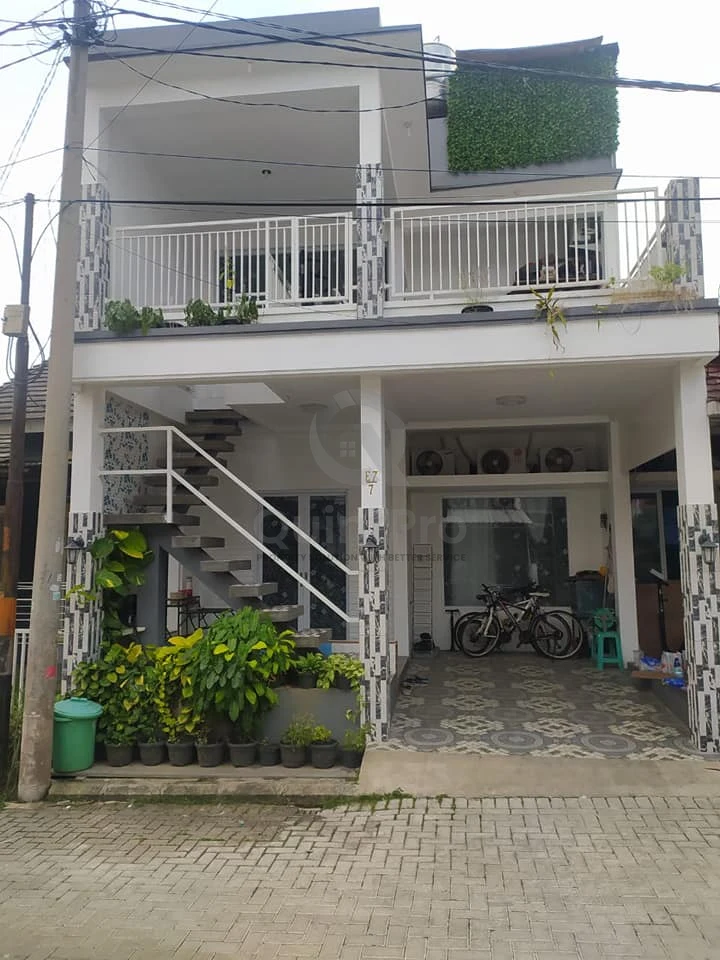 Rumah 3KT 2 Lantai di Cendana Resident Pamulang, Modern Furnished Siap Huni