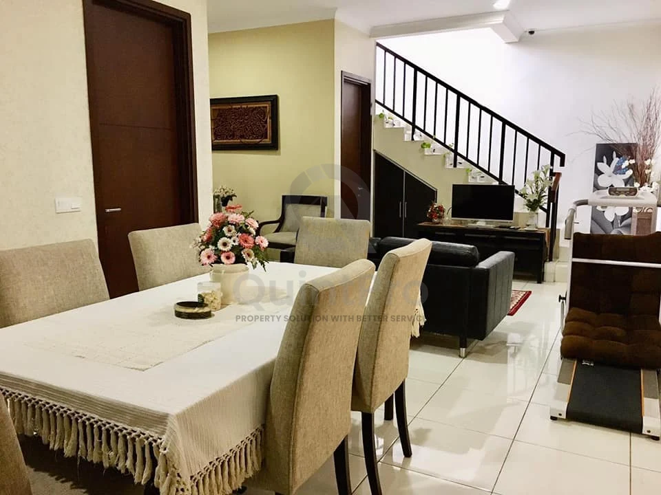 Rumah 4+1KT 2 Lantai di Anthea BSD City, Modern Asri Halaman Hijau SHM — foto 3