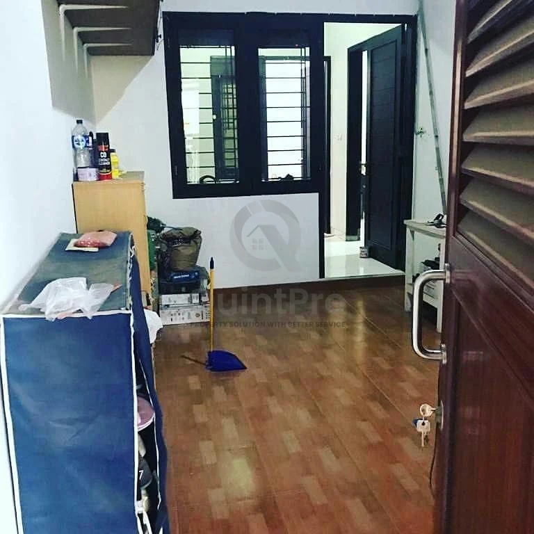 Rumah Modern 4KT 180m² di Nusa Loka BSD City, 2 Lantai SHM Semi-Furnished — foto 3