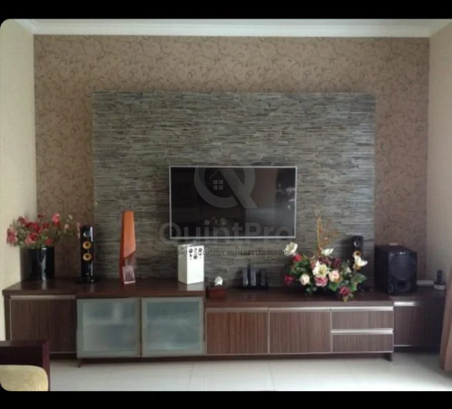 Rumah 6KT 7KM 350m² di Bandung, Modern Balkon Setiap Kamar SHM — foto 4