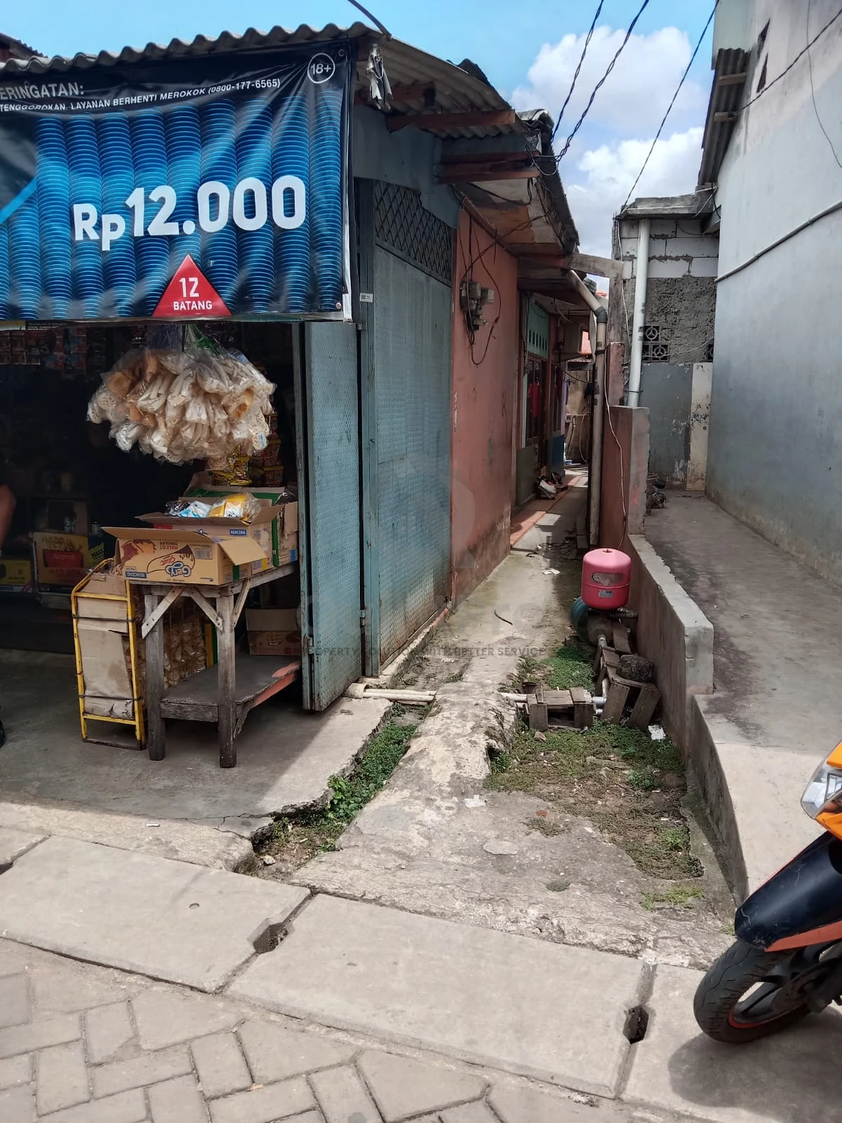 Rumah Kost 12 Kamar di Legok Tangerang, 4 Kios SHM Penghasilan Aktif — foto 3